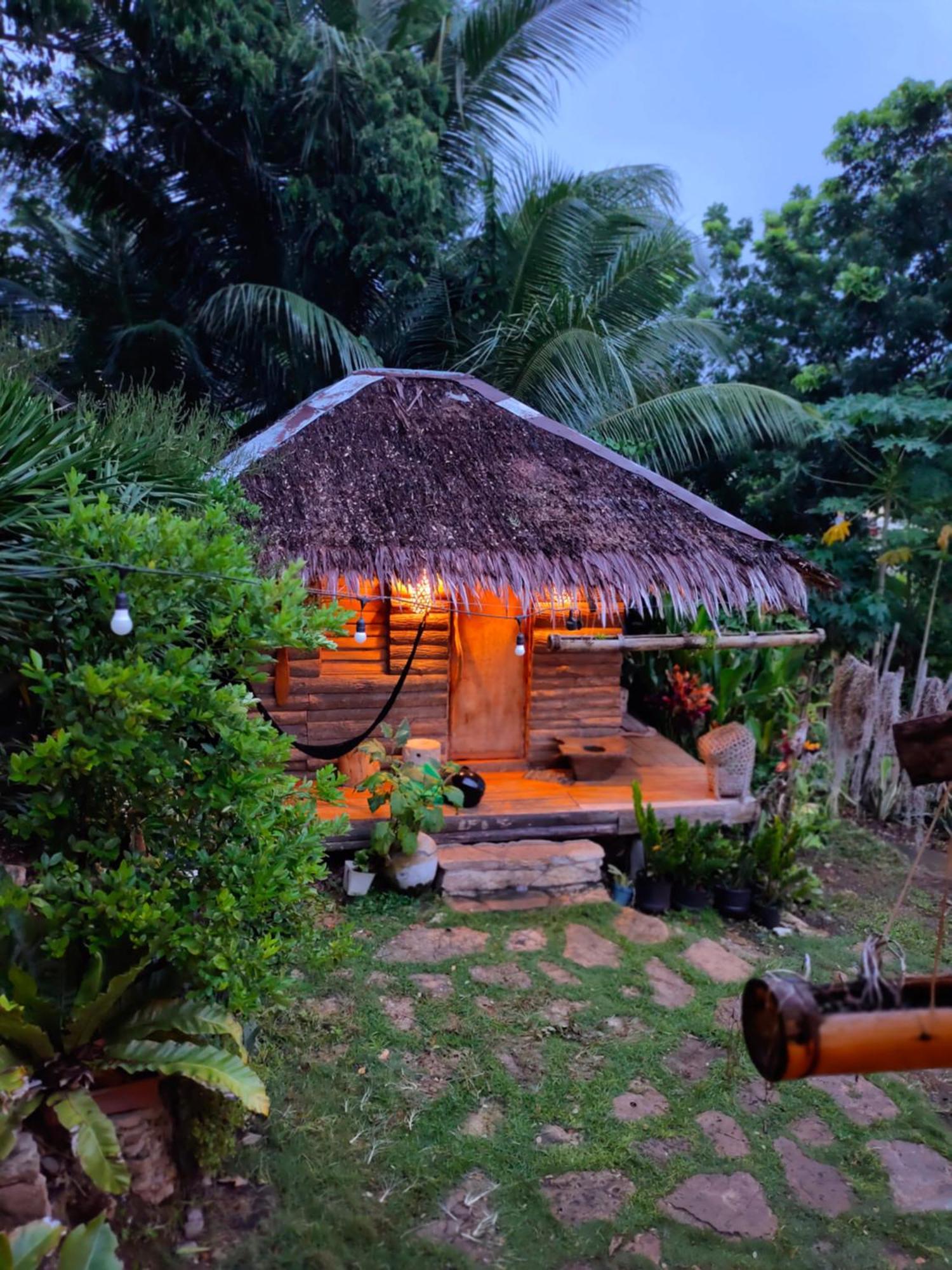 Payag N' Kapitan, Experience Pinubre Living Hotel Siquijor Bagian luar foto